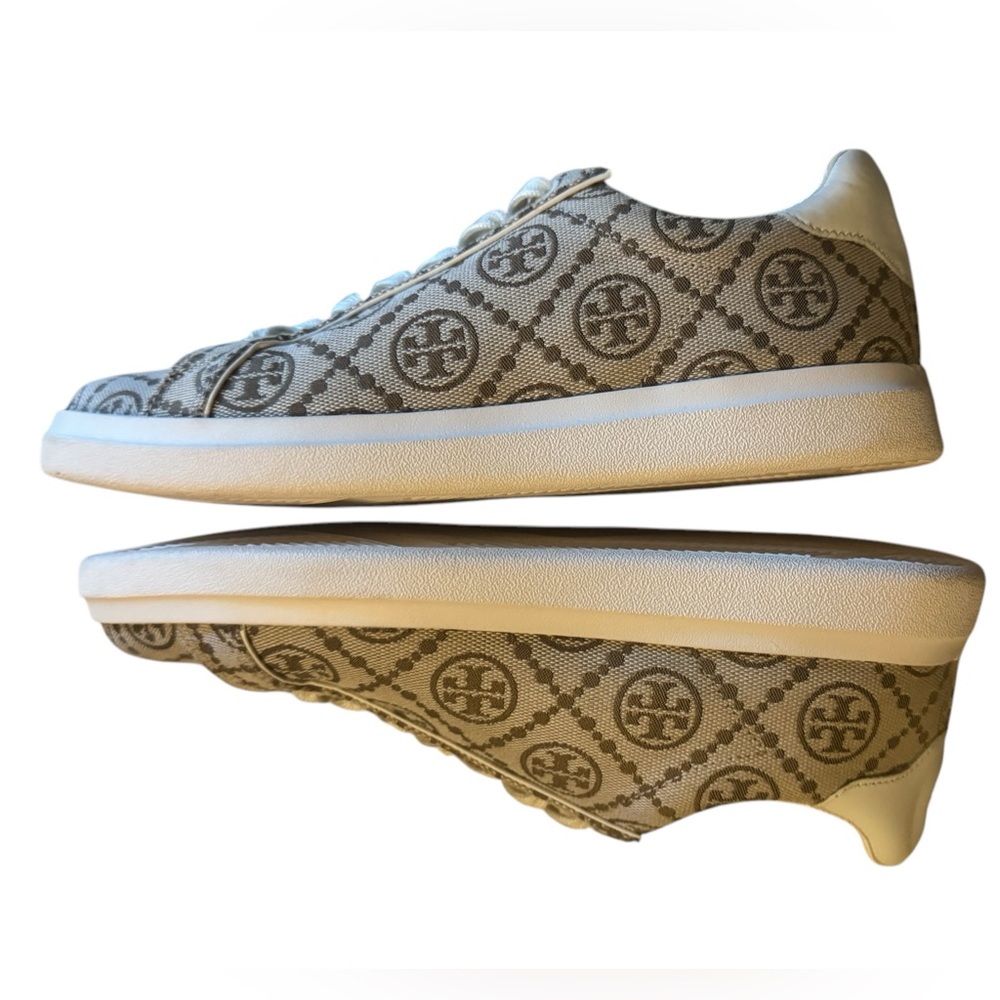 Tory Burch T-monogram lace-up sneakers, perfect for women size 7.5. - Picture 3 of 12